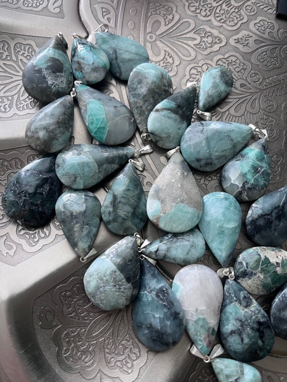 Emerald Pendant - Picture 3 of 4